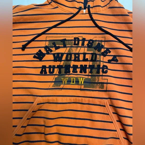 *SALE* Walt Disney World Adult hoodie size Medium - Picture 3 of 10